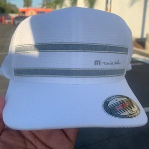 Travismathew hat